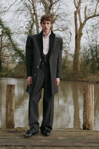 Look 27